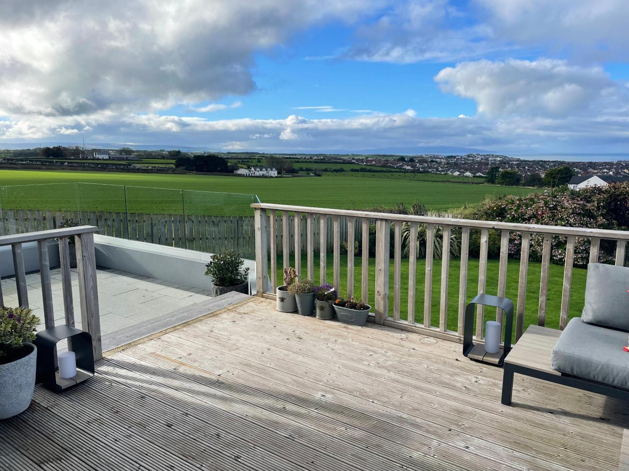 Portview Apartment Portrush Exterior photo